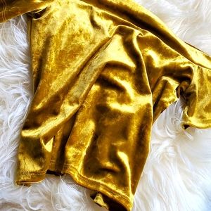 Golden medium crop top
